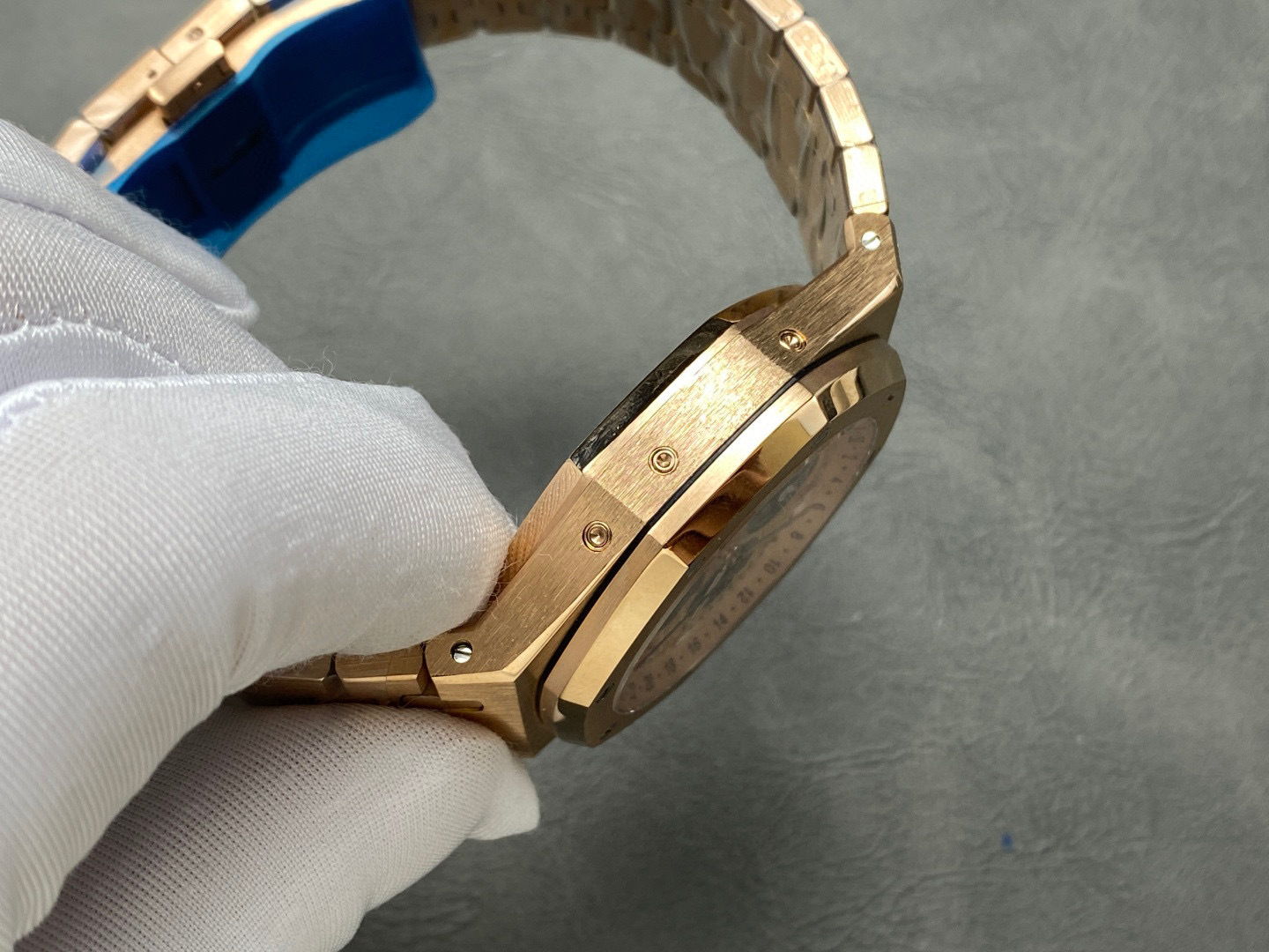 Audemars Piguet Fokus pada barangan kilang besar