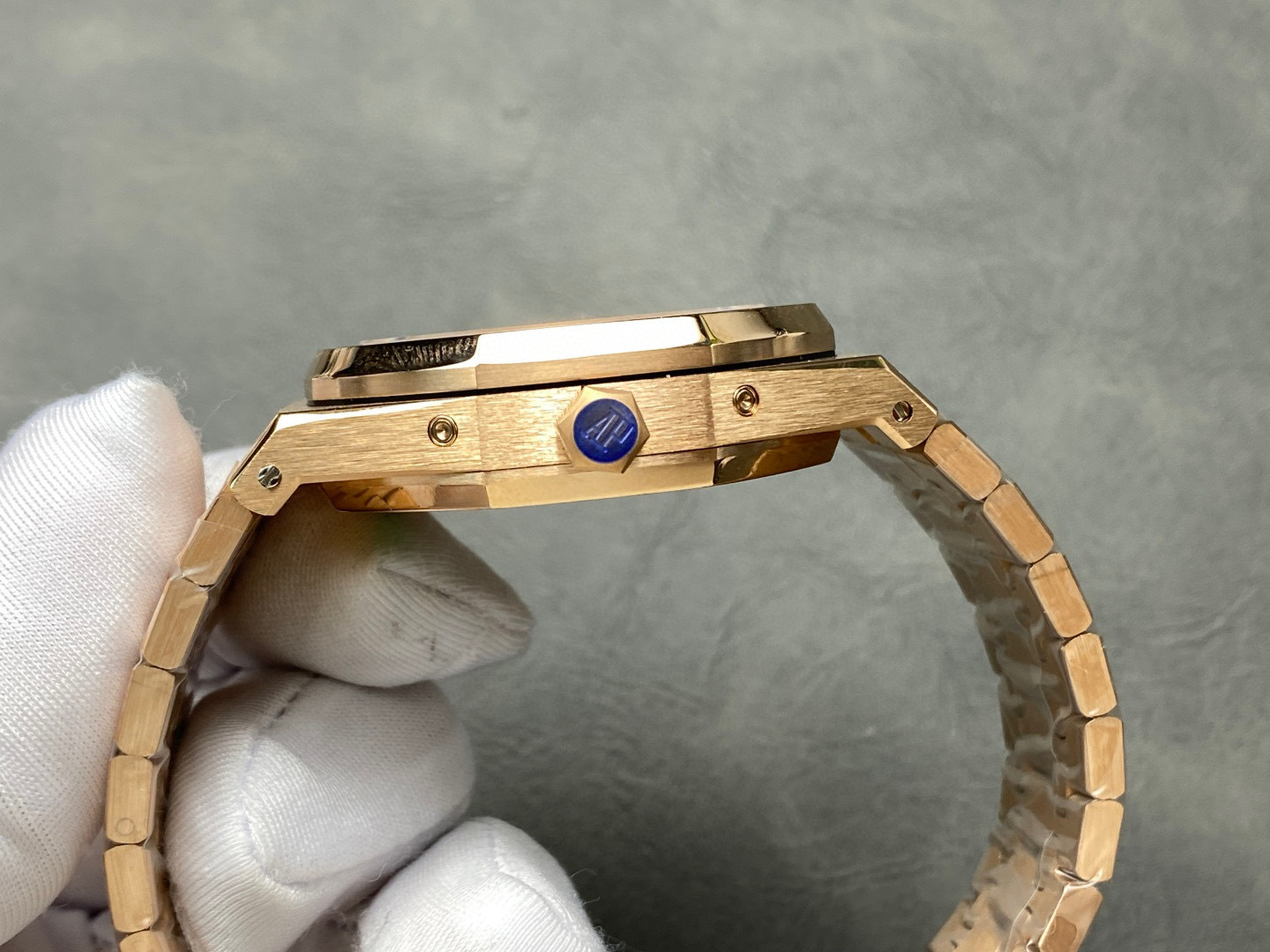 Audemars Piguet Fokus pada barangan kilang besar