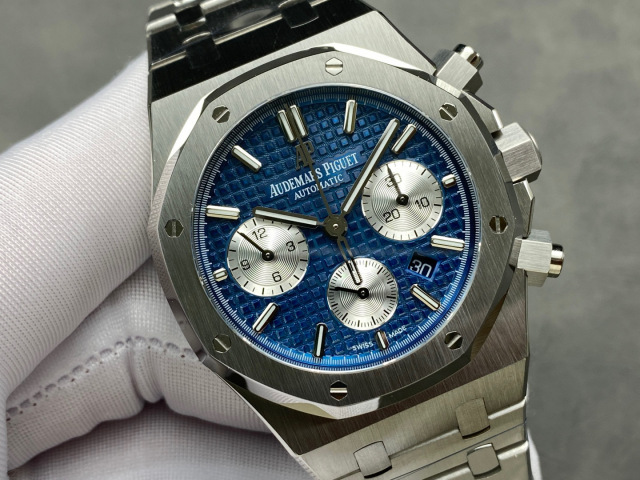 Audemars Piguet si concentra sui grandi beni di fabbrica