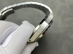 Audemars Piguet si concentra sui grandi beni di fabbrica