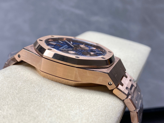 Audemars Piguet si concentra sui grandi beni di fabbrica
