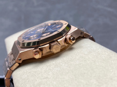 Audemars Piguet si concentra sui grandi beni di fabbrica