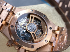 Audemars Piguet si concentra sui grandi beni di fabbrica