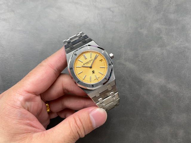 Audemars Piguet Fokus pada barangan kilang besar