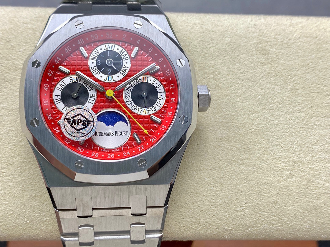 Audemars Piguet si concentra sui grandi beni di fabbrica