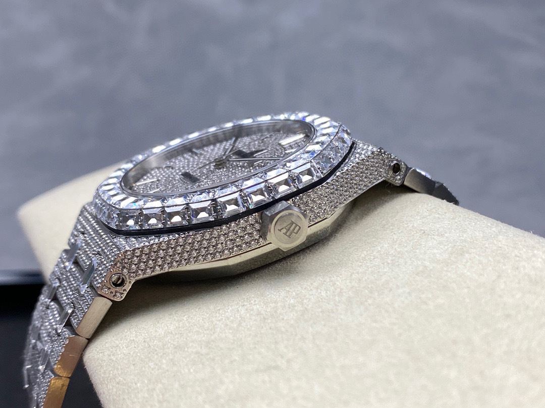 Audemars Piguet Fokus pada barangan kilang besar