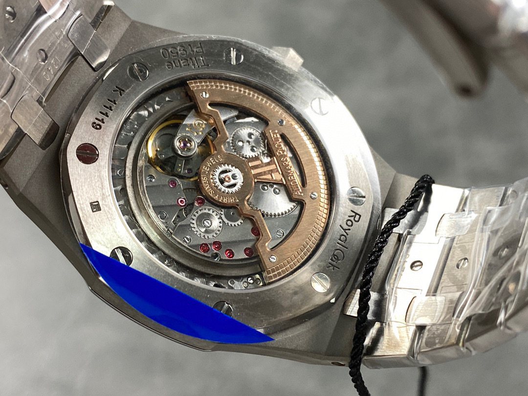 Audemars Piguet si concentra sui grandi beni di fabbrica