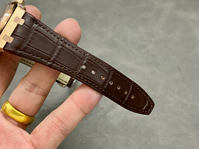 Audemars Piguet si concentra sui grandi beni di fabbrica
