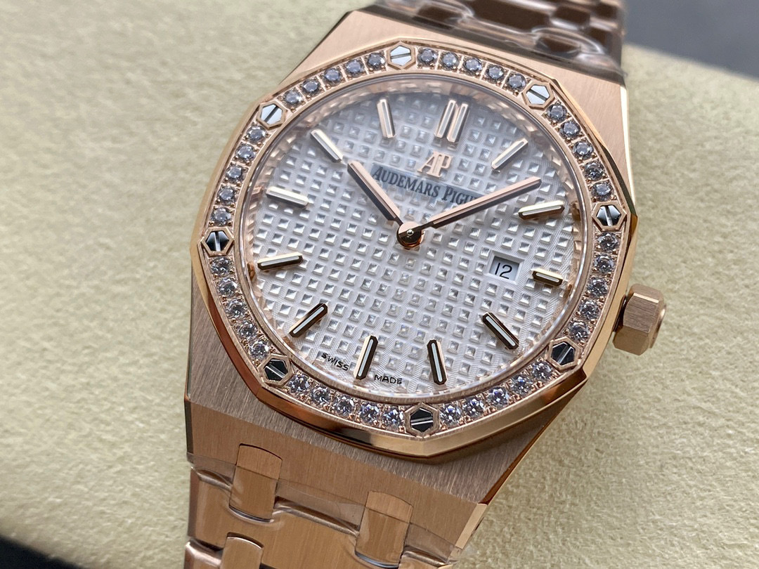 Audemars Piguet Focus on big factory goods