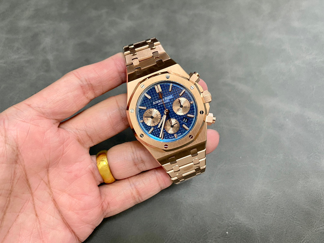 Audemars Piguet si concentra sui grandi beni di fabbrica