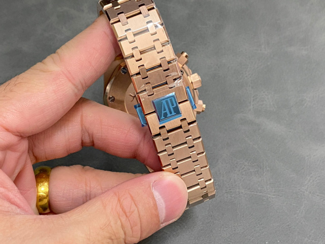 Audemars Piguet si concentra sui grandi beni di fabbrica