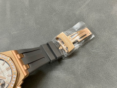 Audemars Piguet Focus on big factory goods