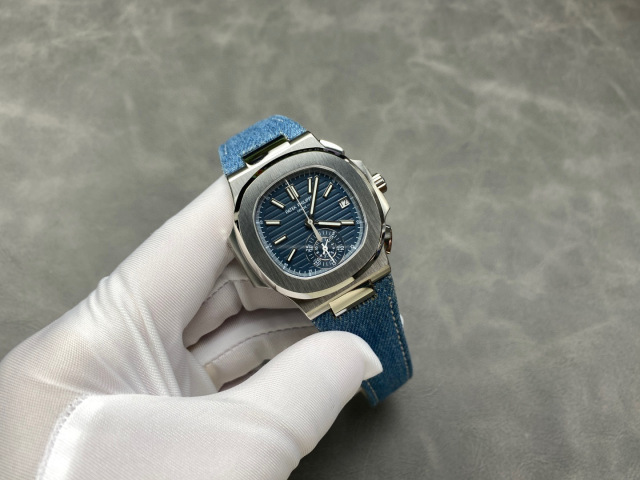 Patek Philippe Fokus pada barangan kilang besar