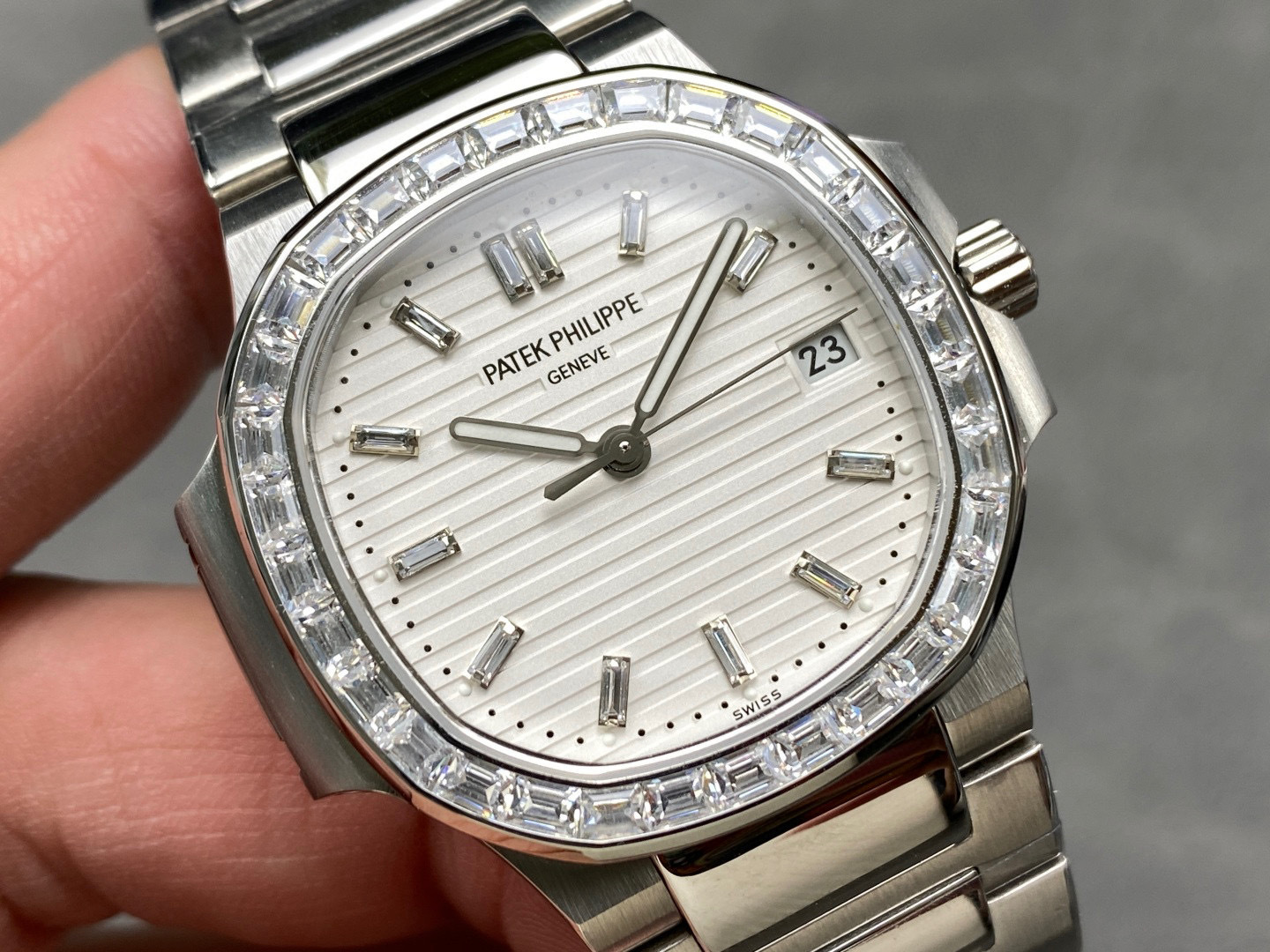 Patek Philippe Fokus pada barangan kilang besar