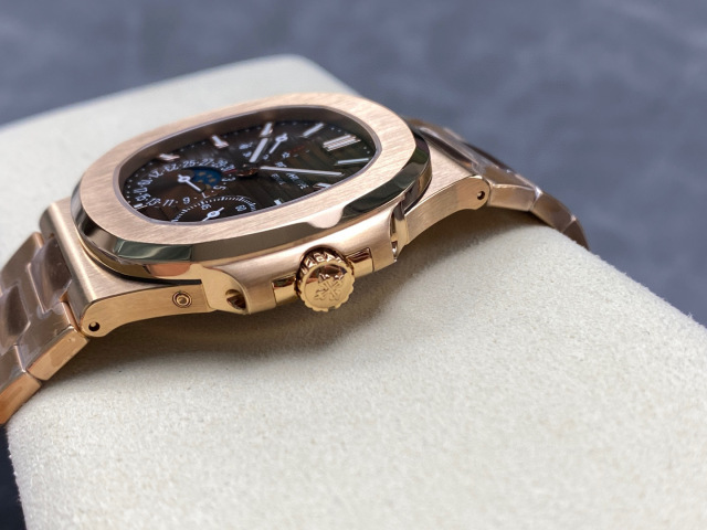 Patek Philippe  Focus on big factory goods