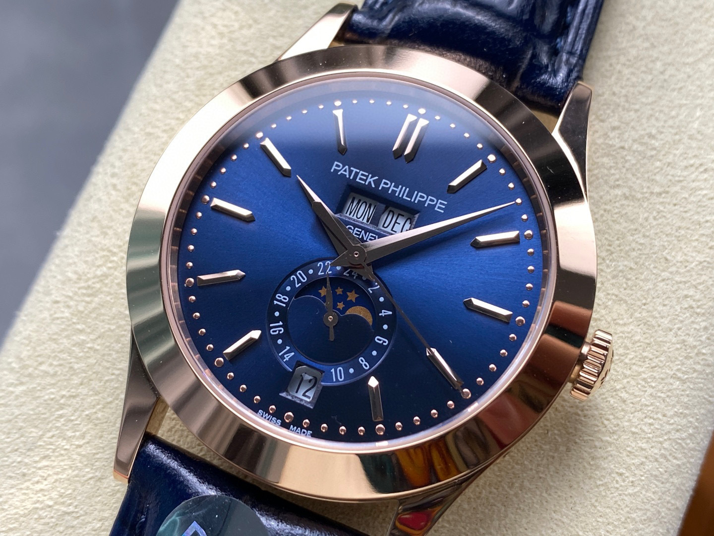 Patek Philippe Fokus pada barangan kilang besar