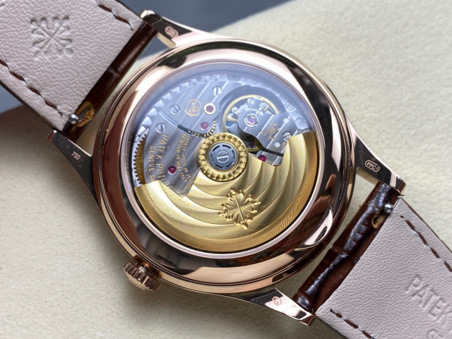 Patek Philippe Fokus pada barangan kilang besar