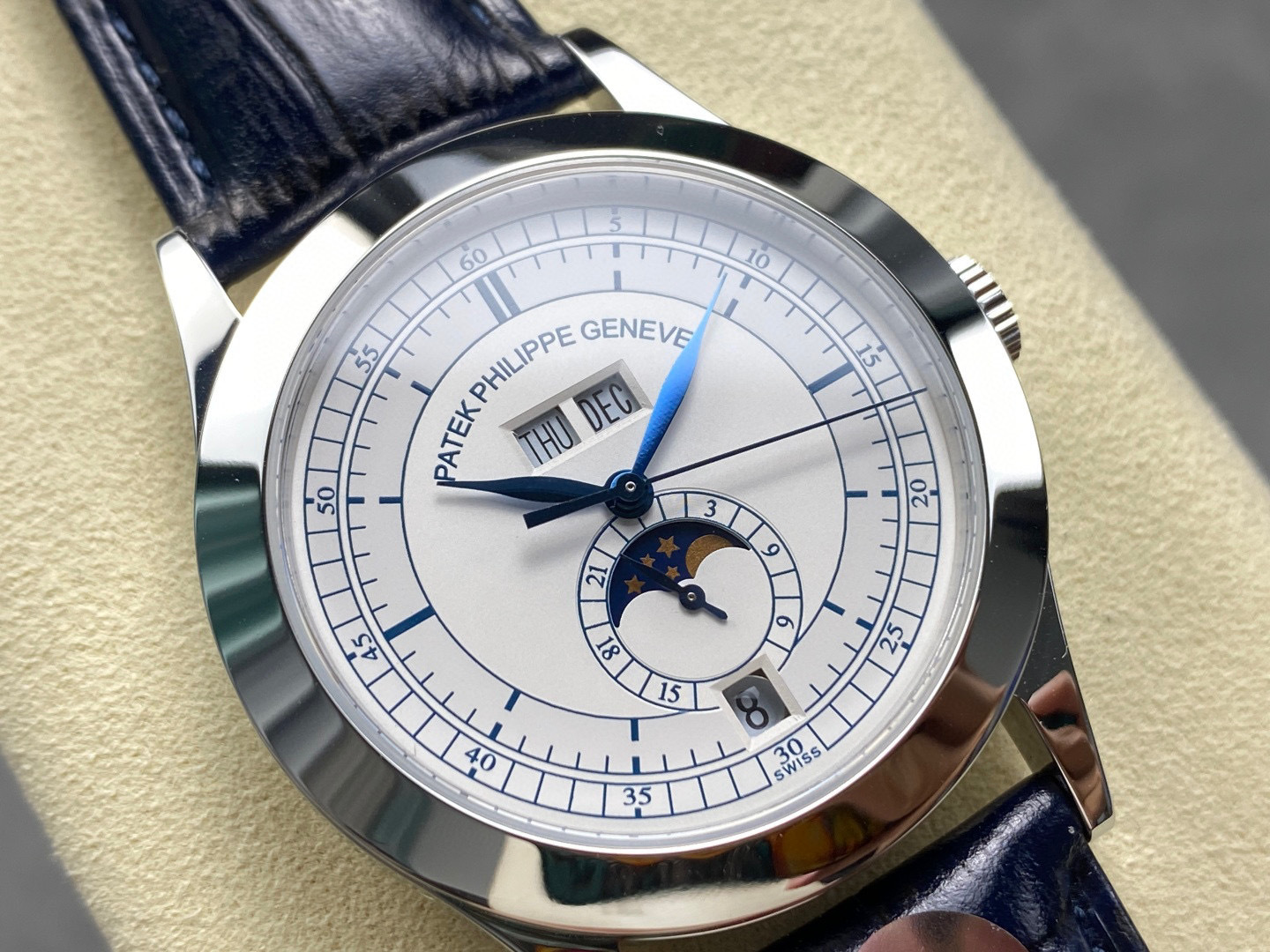 Patek Philippe Fokus pada barangan kilang besar