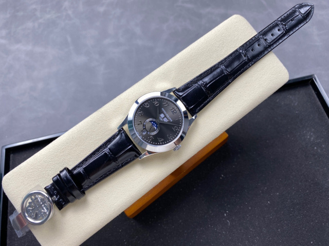 Patek Philippe Fokus pada barangan kilang besar