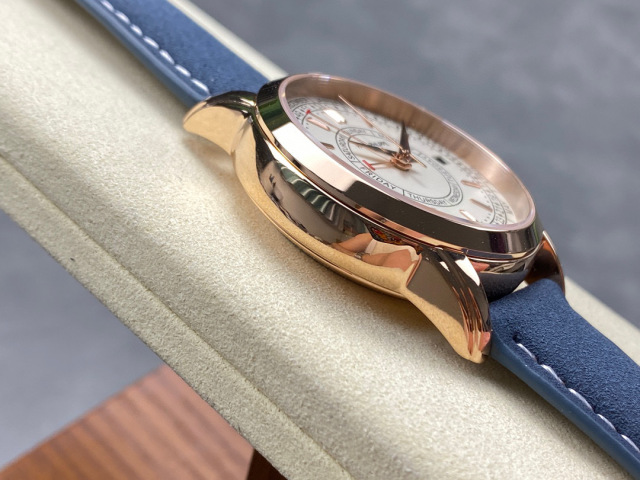 Patek Philippe  Focus on big factory goods