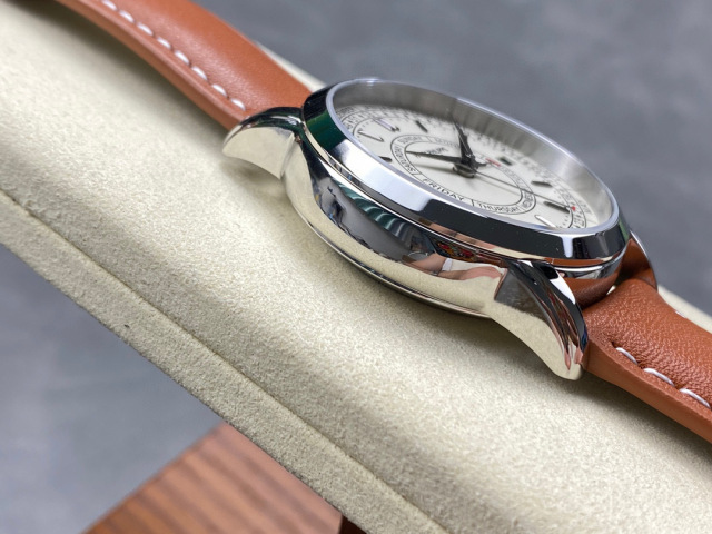 Patek Philippe Fokus pada barangan kilang besar