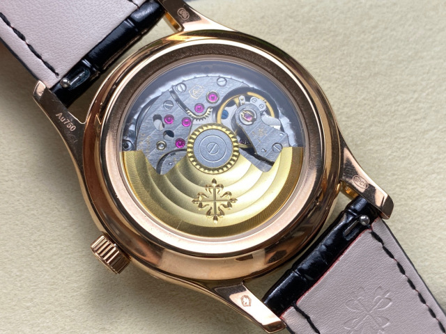 Patek Philippe Fokus pada barangan kilang besar