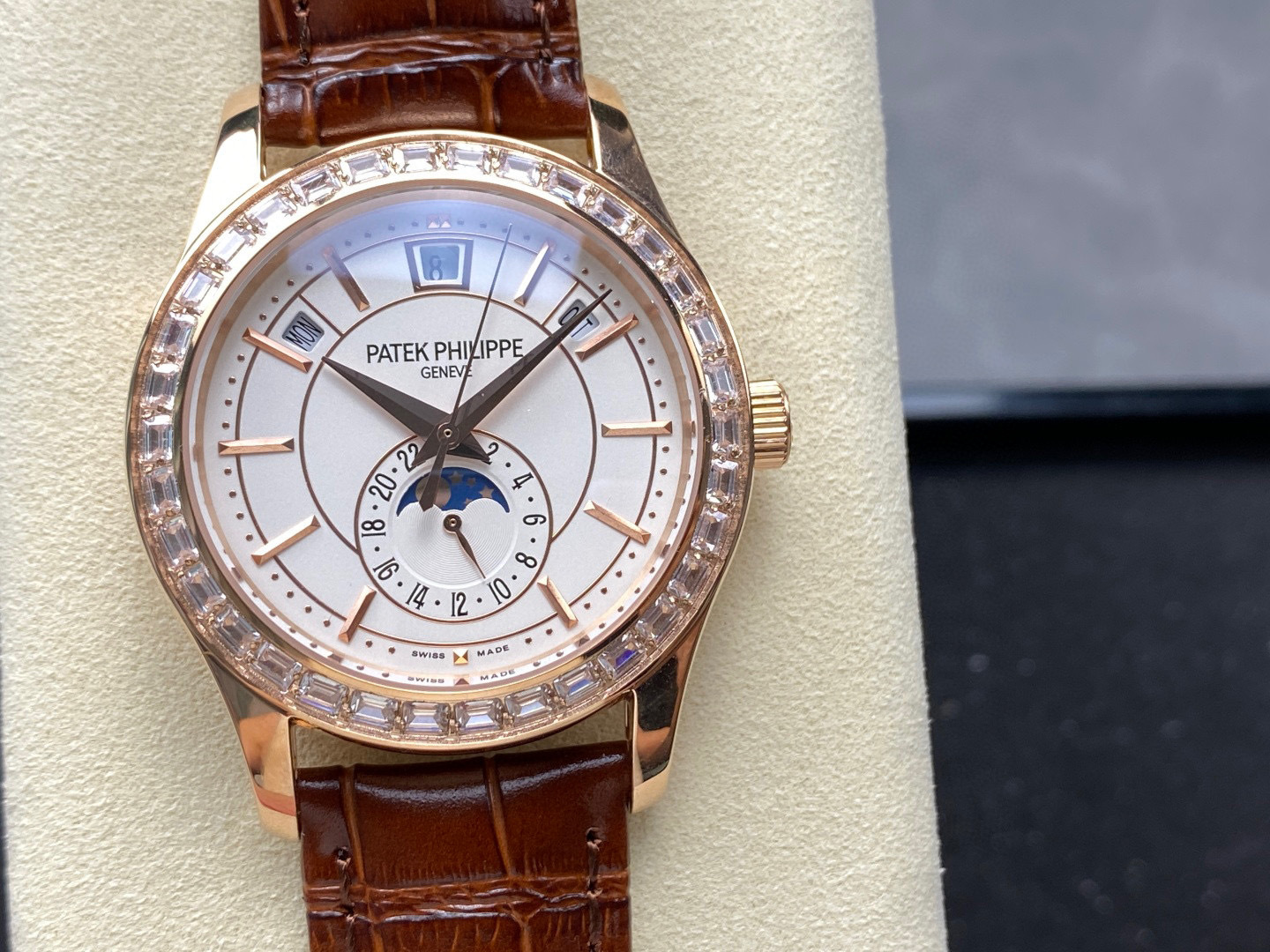 Patek Philippe  Focus on big factory goods