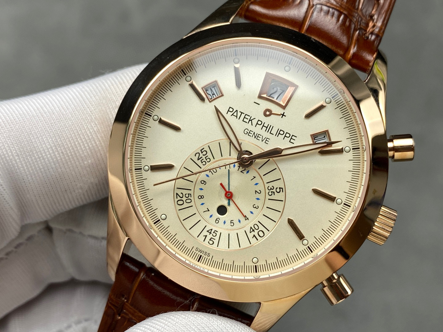 Patek Philippe si concentra sui beni di grandi fabbriche