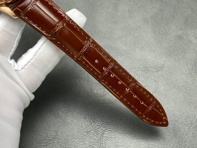 Patek Philippe si concentra sui beni di grandi fabbriche