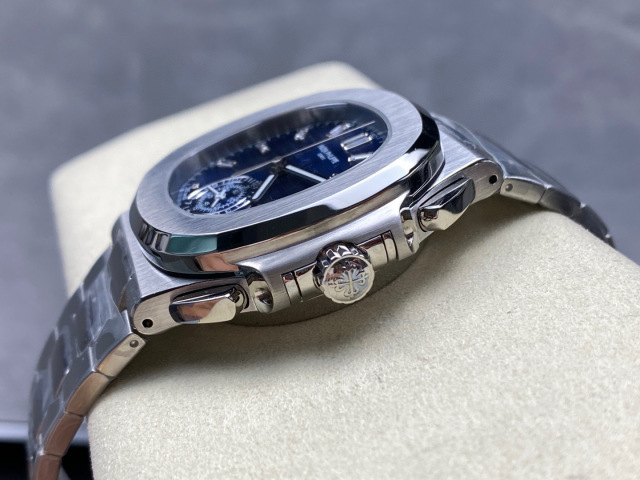 Patek Philippe  Focus on big factory goods