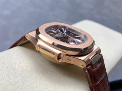 Patek Philippe si concentra sui beni di grandi fabbriche