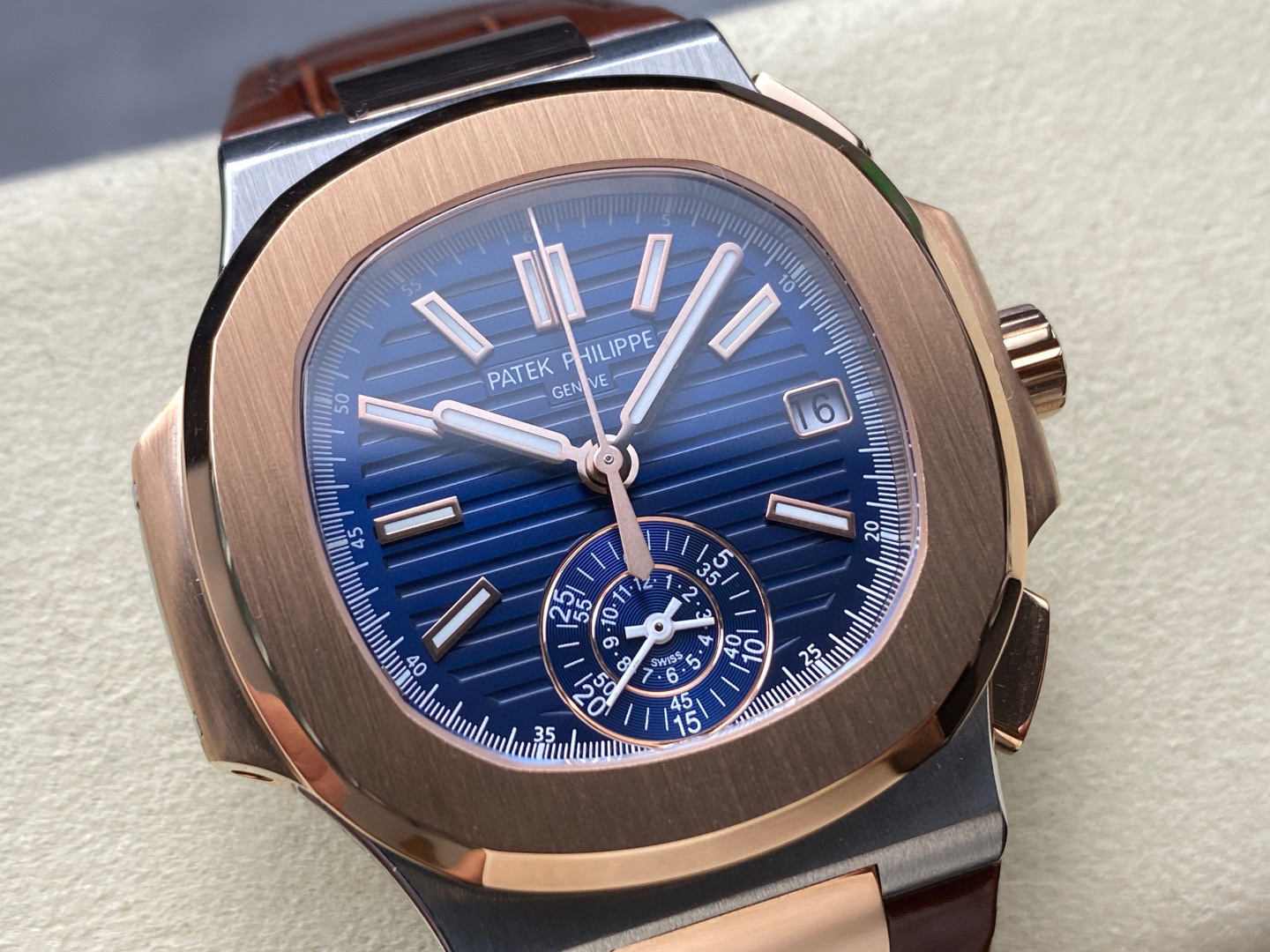 Patek Philippe si concentra sui beni di grandi fabbriche