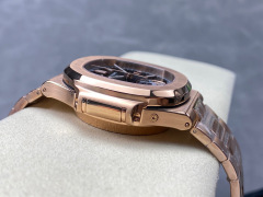 Patek Philippe si concentra sui beni di grandi fabbriche