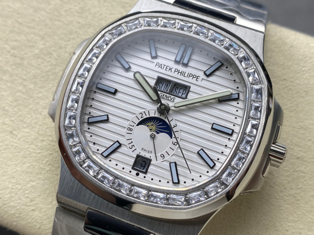Patek Philippe si concentra sui beni di grandi fabbriche