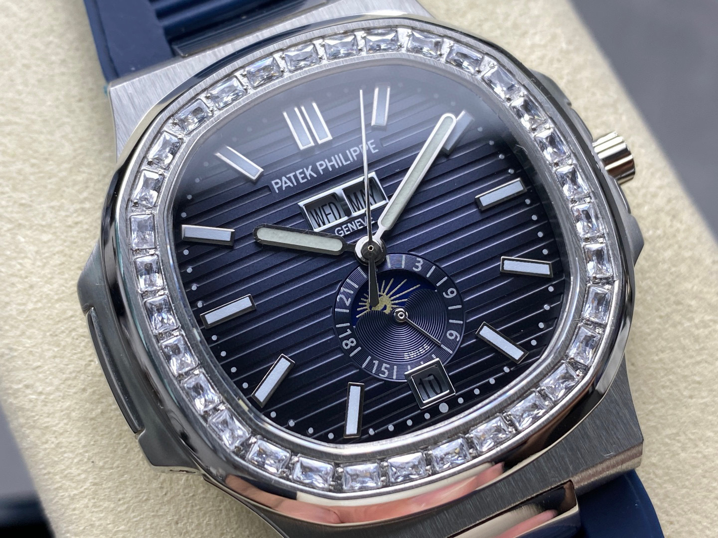 Patek Philippe si concentra sui beni di grandi fabbriche