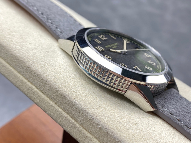 Patek Philippe Fokus pada barangan kilang besar