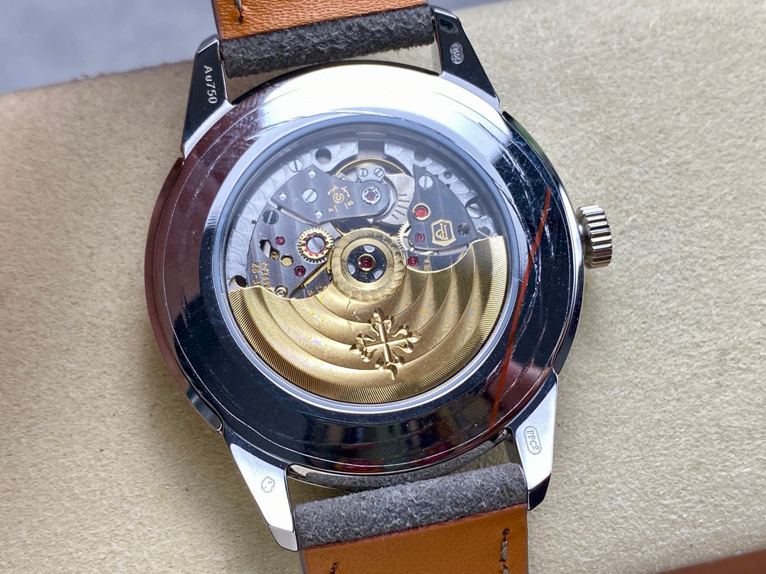 Patek Philippe Fokus pada barangan kilang besar
