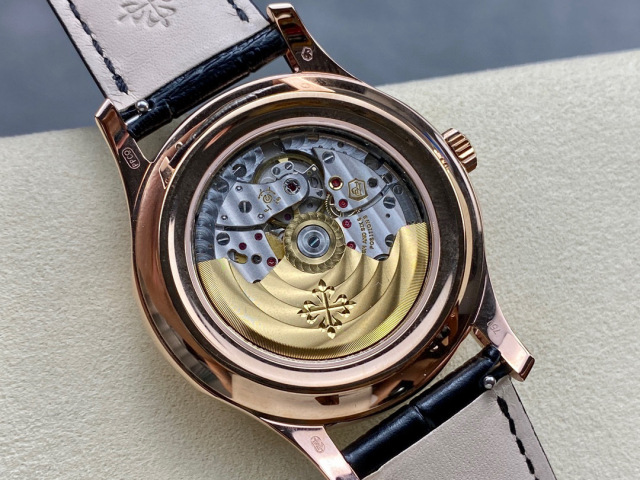 Patek Philippe si concentra sui beni di grandi fabbriche