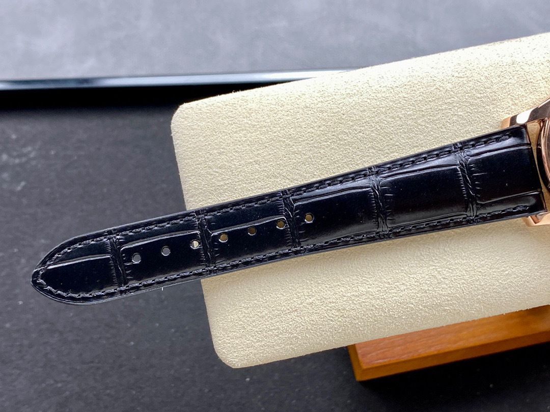 Patek Philippe si concentra sui beni di grandi fabbriche