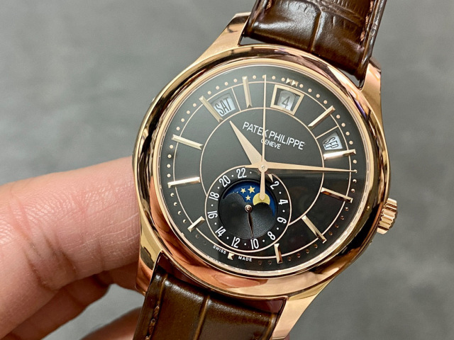 Patek Philippe si concentra sui beni di grandi fabbriche