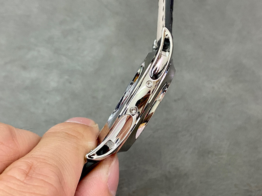Patek Philippe Fokus pada barangan kilang besar