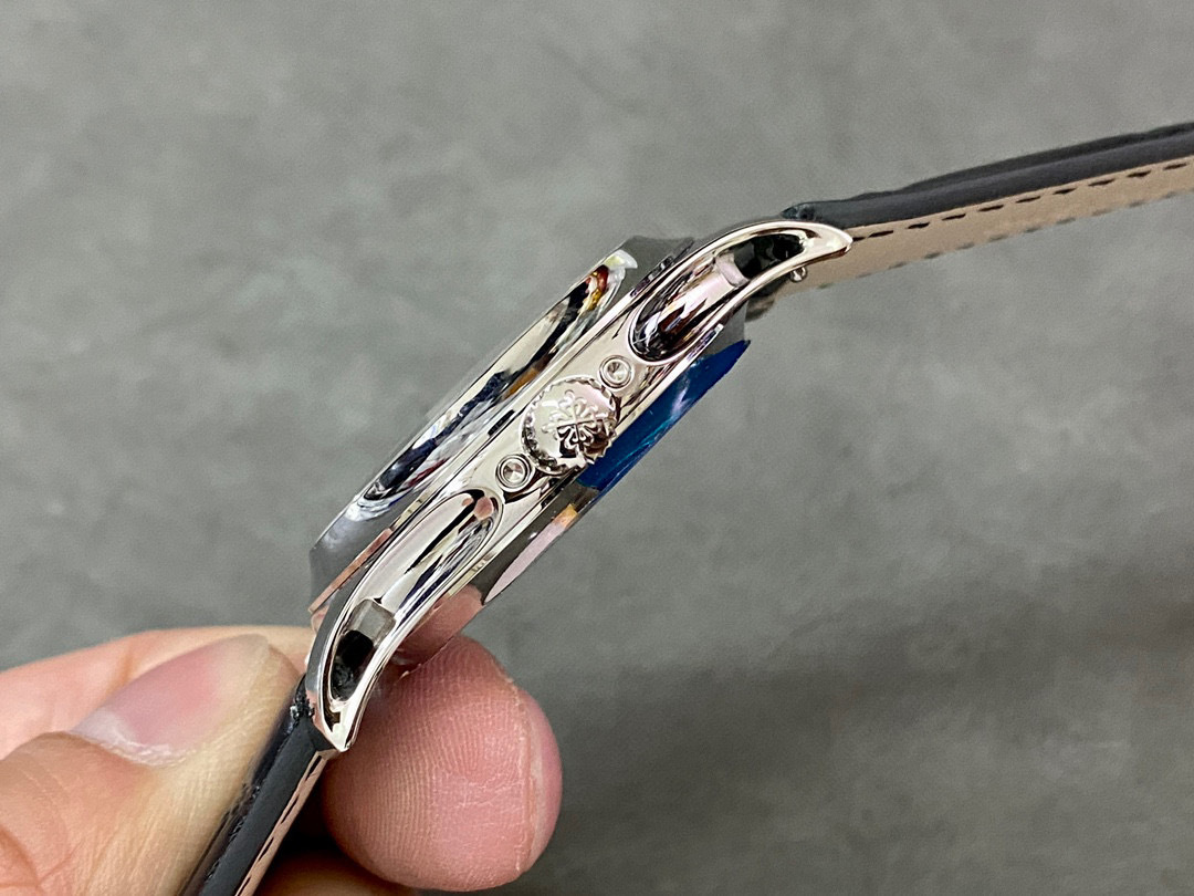 Patek Philippe Fokus pada barangan kilang besar