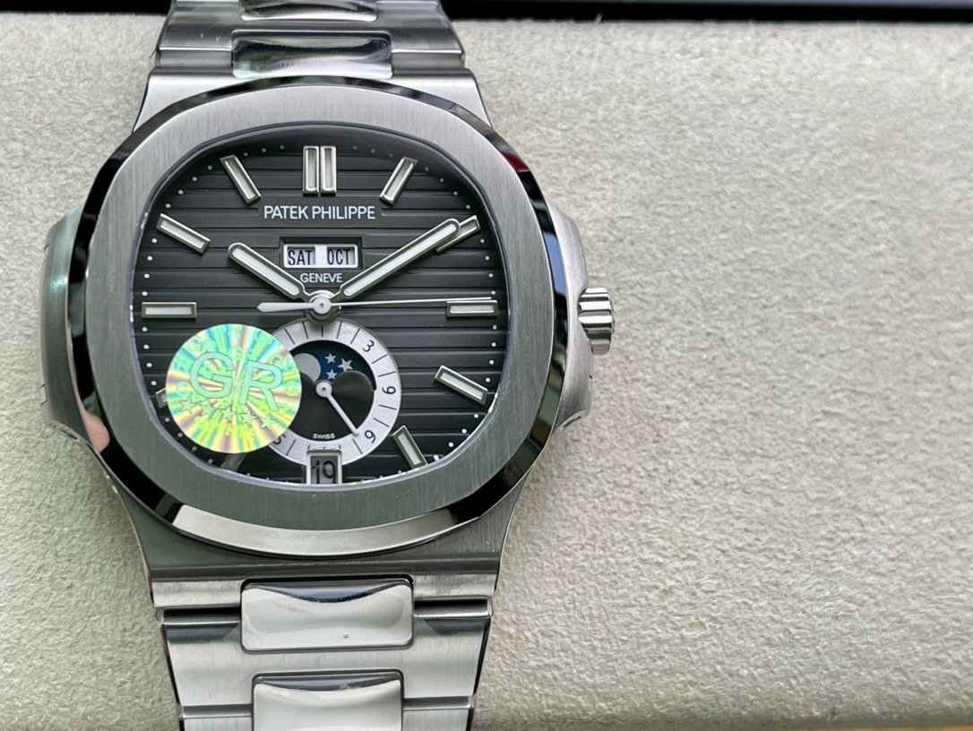 Patek Philippe  Focus on big factory goods