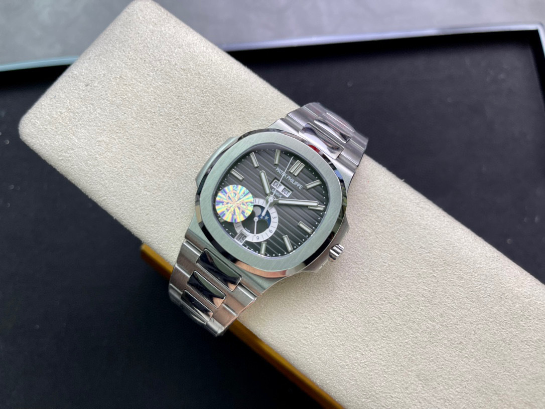 Patek Philippe  Focus on big factory goods