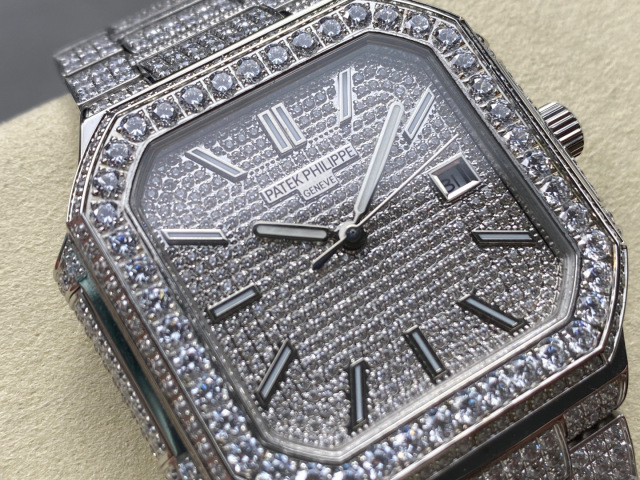 Patek Philippe Fokus pada barangan kilang besar