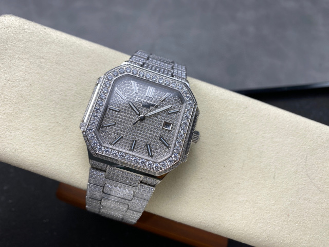 Patek Philippe Fokus pada barangan kilang besar