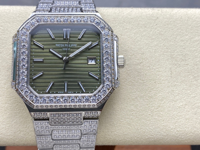 Patek Philippe  Focus on big factory goods