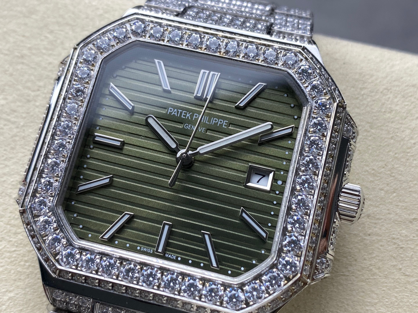 Patek Philippe  Focus on big factory goods