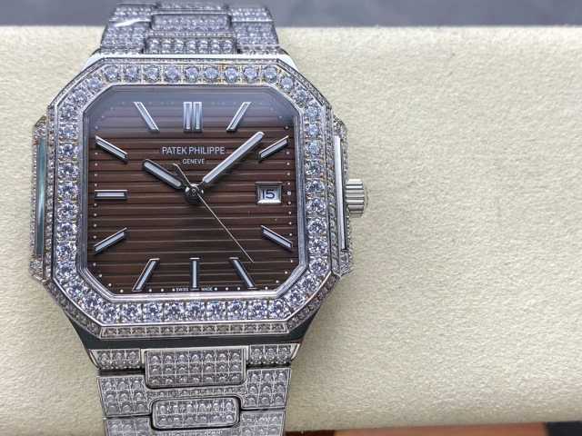 Patek Philippe  Focus on big factory goods