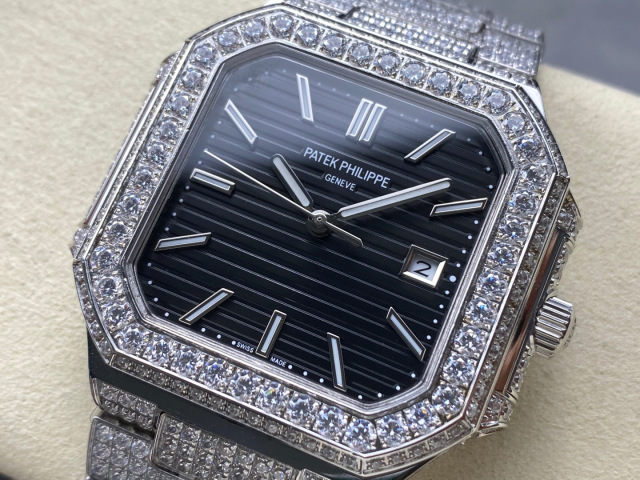 Patek Philippe Fokus pada barangan kilang besar